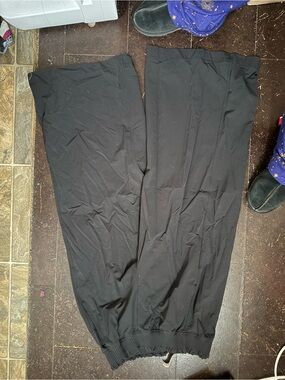 lululemon stretch woven ruffle waist ankle pant M